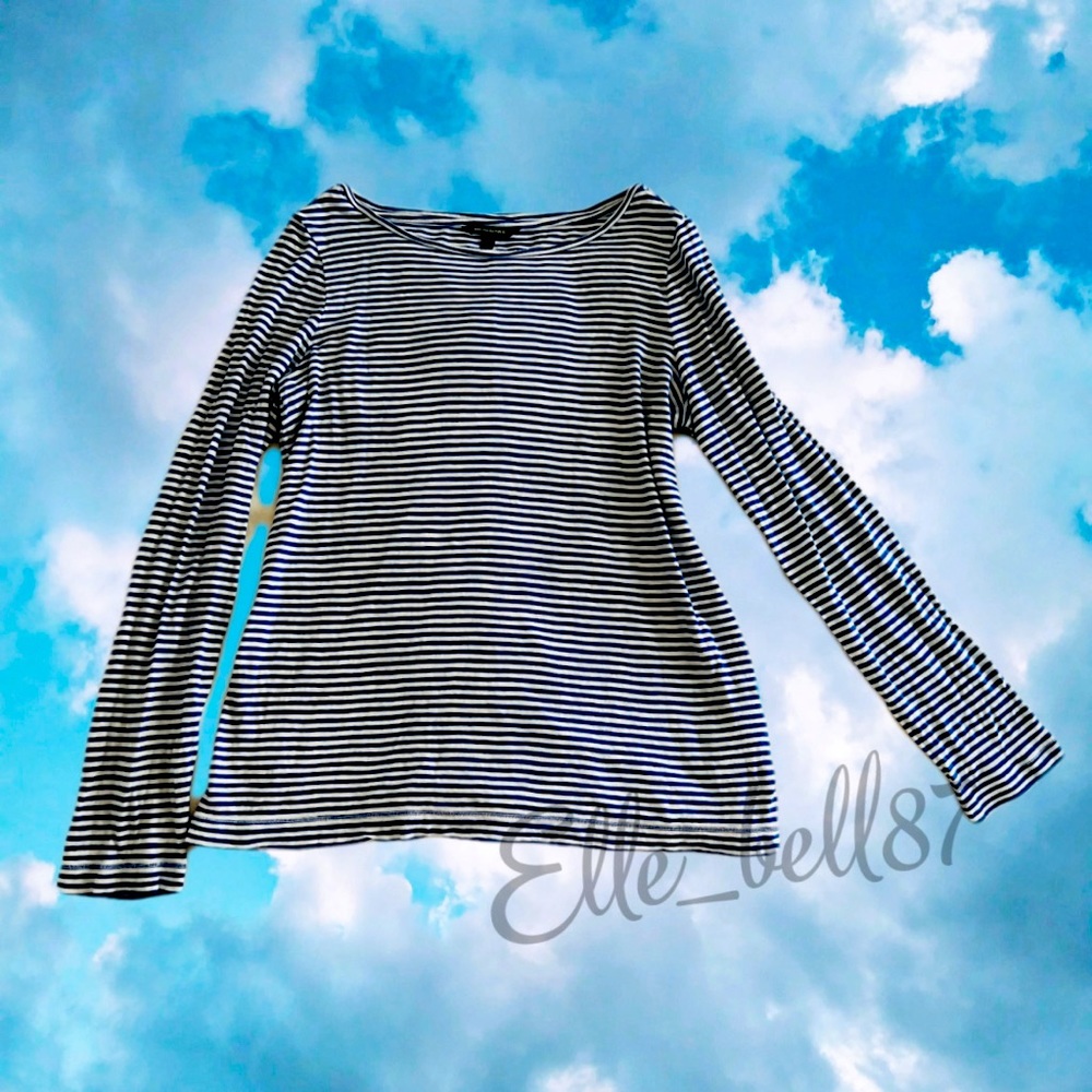 Blue and white stripe long sleeve Banana Republic shirt